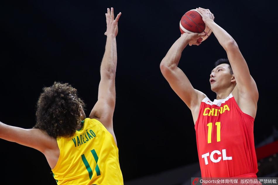 中国男篮vs巴西