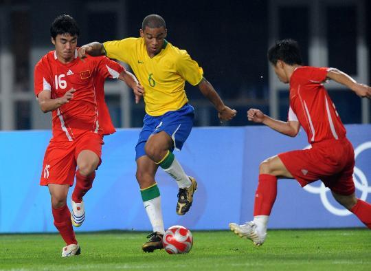 中国vs巴西2008足球