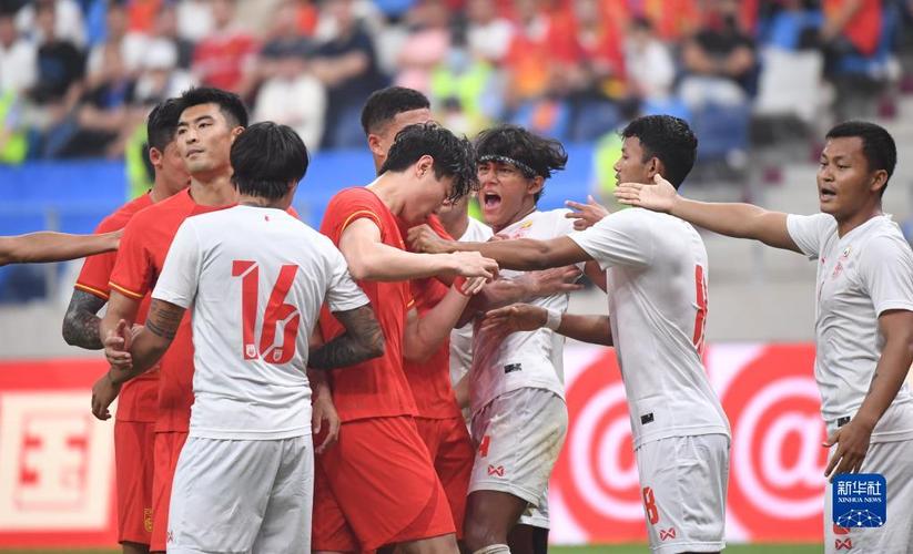 中国vs缅甸中国球迷比赛的相关图片
