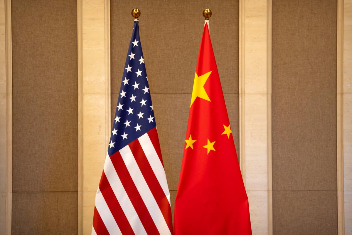 中国vs美国的国旗的相关图片