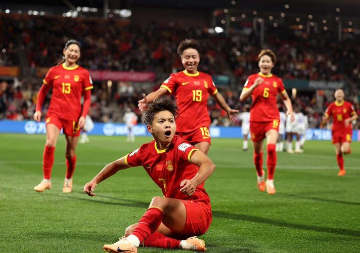 中国女足vs海地最后争议判罚的相关图片