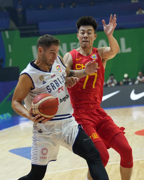 中国男篮vs塞尔维亚国青的相关图片