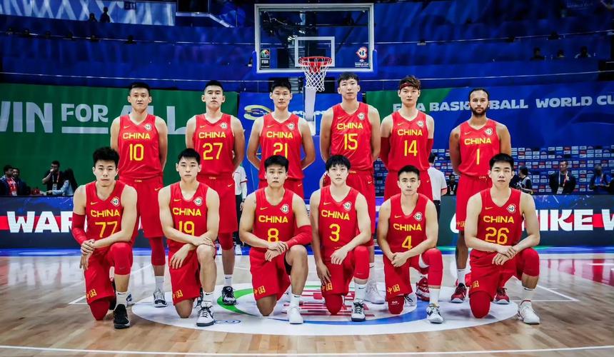 中国男篮vs菲律宾男篮的相关图片