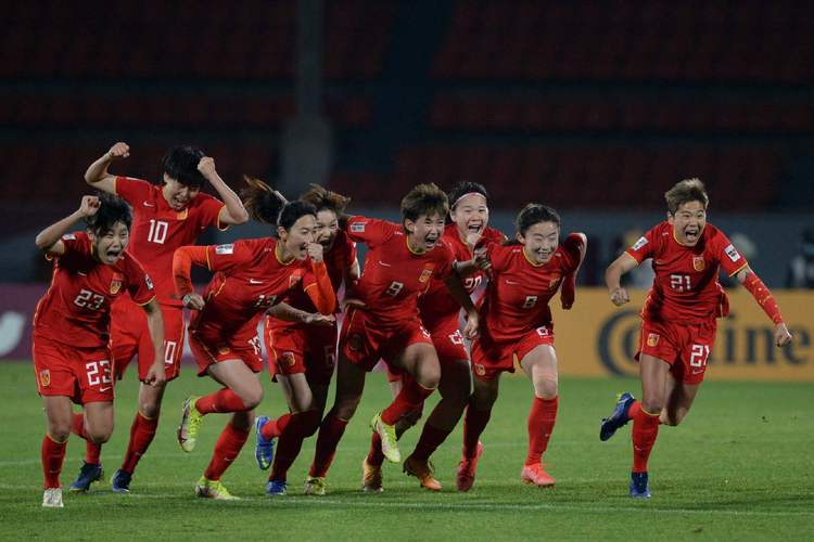 女足中国vs哥伦比亚的相关图片