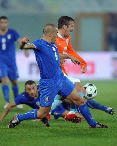 意大利vs荷兰热身的相关图片
