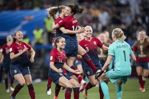 挪威女足vs菲律宾6-0的相关图片
